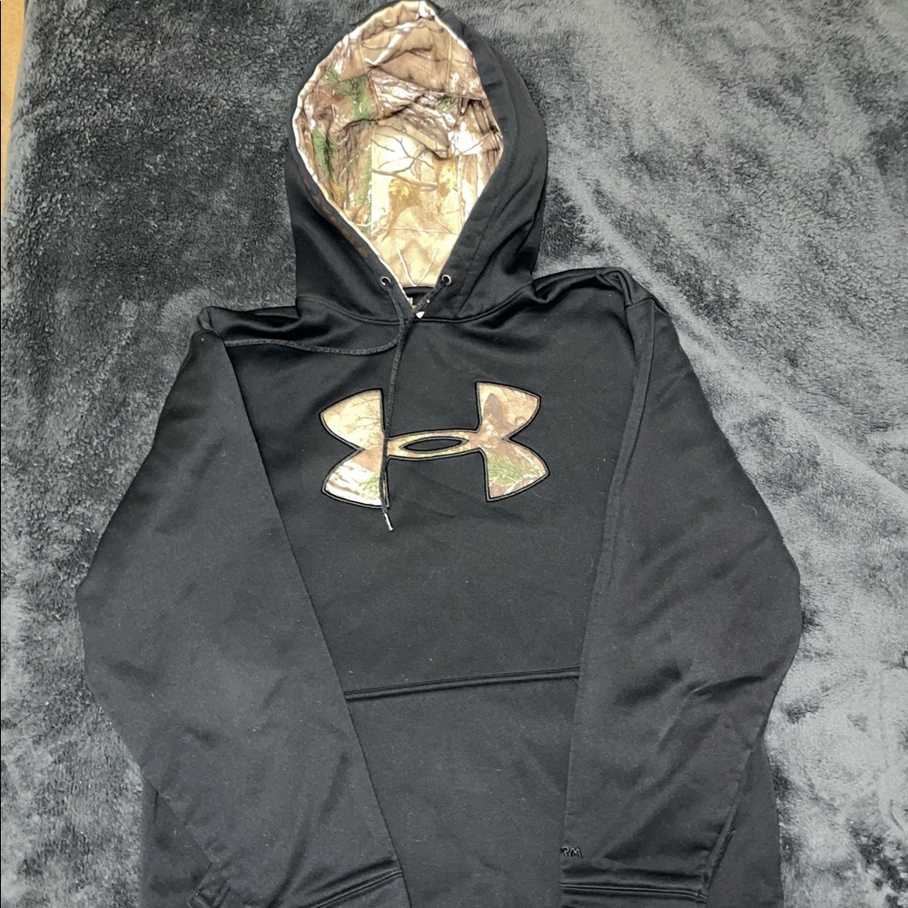 Under Armour hoodie. Black/Camo.